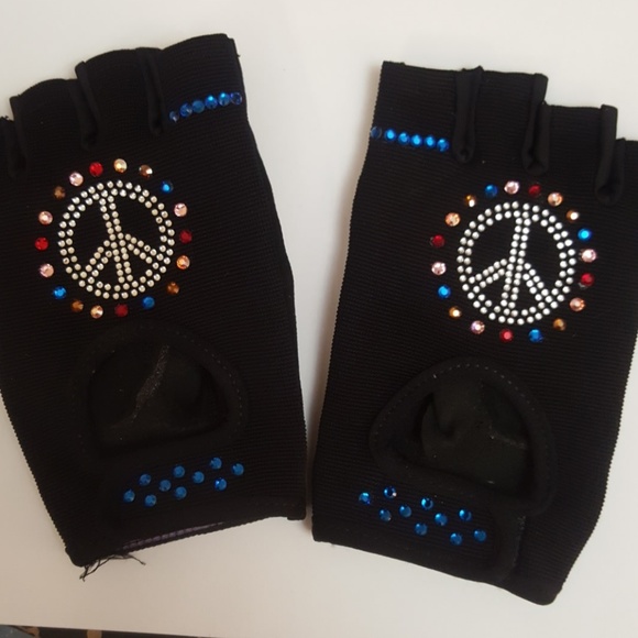 Wildflower DesignZ Accessories - Swarovski embellished workout gloves
